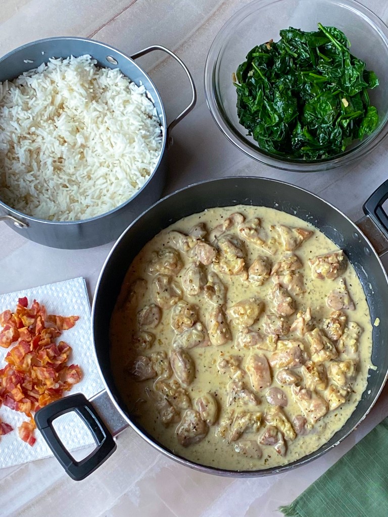 Chicken in Creamy Fennel Sauce with Crispy Bacon Happy Stirring